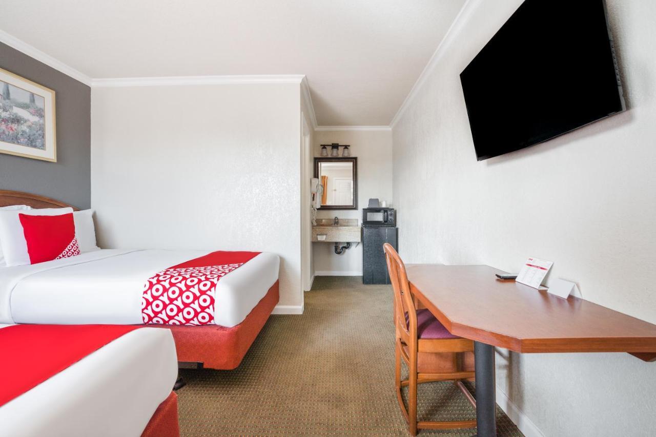 Americas Best Value Inn - Petaluma Exterior photo